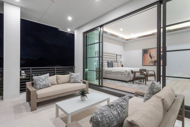 1212 NE 8th Avenue NE, Delray Beach, FL 33483