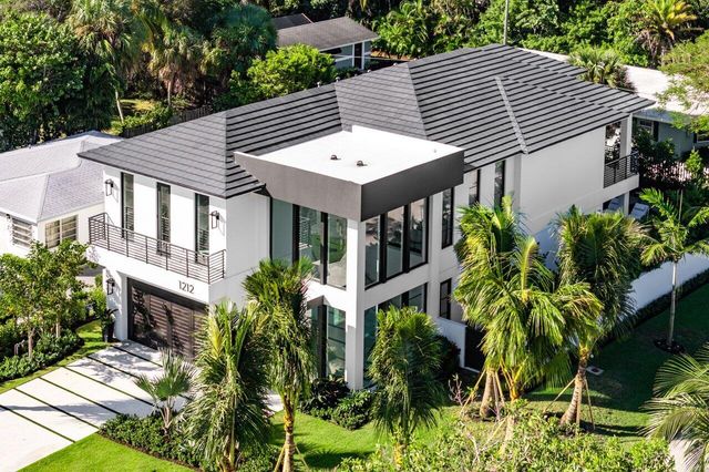 1212 NE 8th Avenue NE, Delray Beach, FL 33483