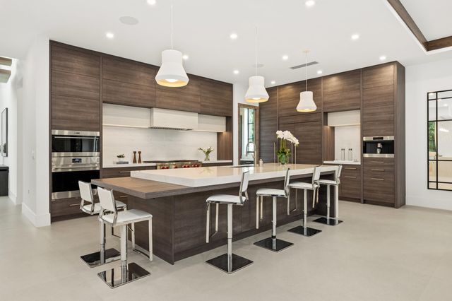 1212 NE 8th Avenue NE, Delray Beach, FL 33483