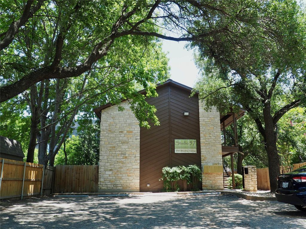 5701 Woodrow Ave 203, Austin, TX 78756
