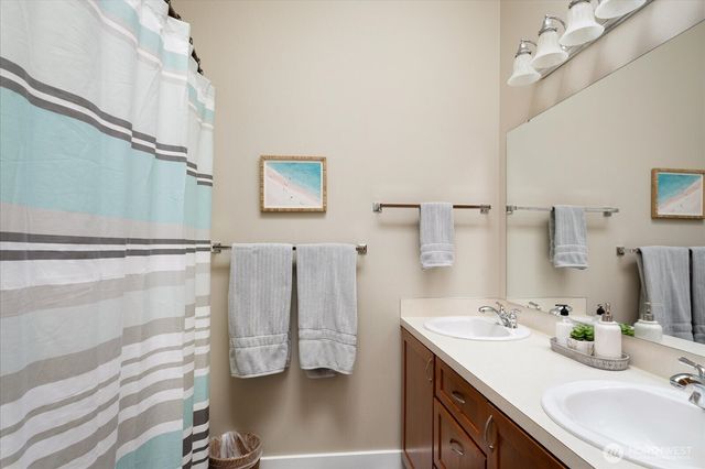 2806 Washington Boulevard, Anacortes, WA 98221