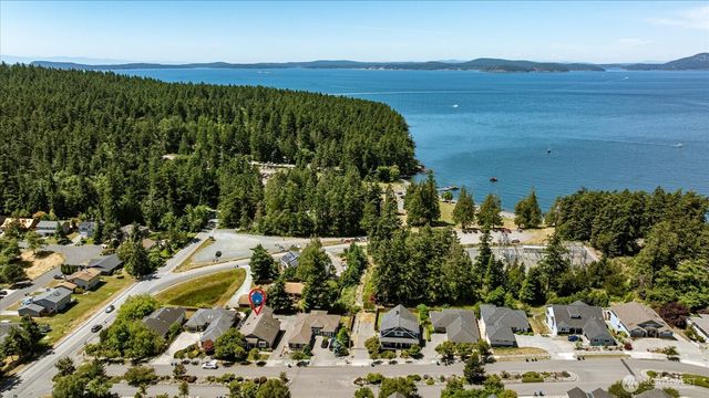 2806 Washington Boulevard, Anacortes, WA 98221