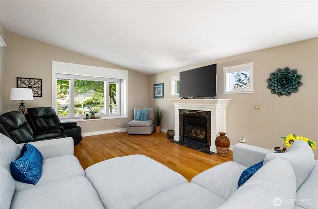 2806 Washington Boulevard, Anacortes, WA 98221