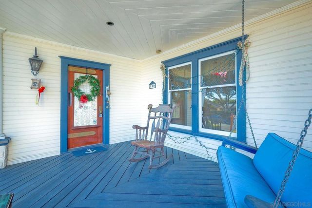 952 Rosecrans, San Diego, CA 92106