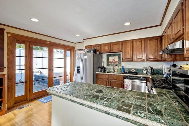 952 Rosecrans, San Diego, CA 92106