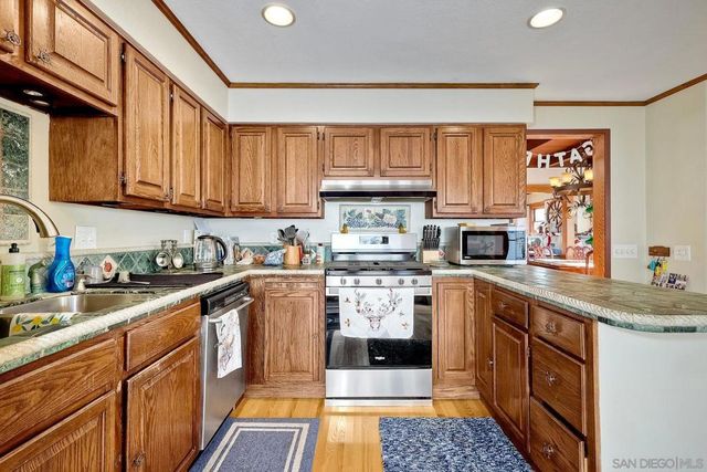 952 Rosecrans, San Diego, CA 92106