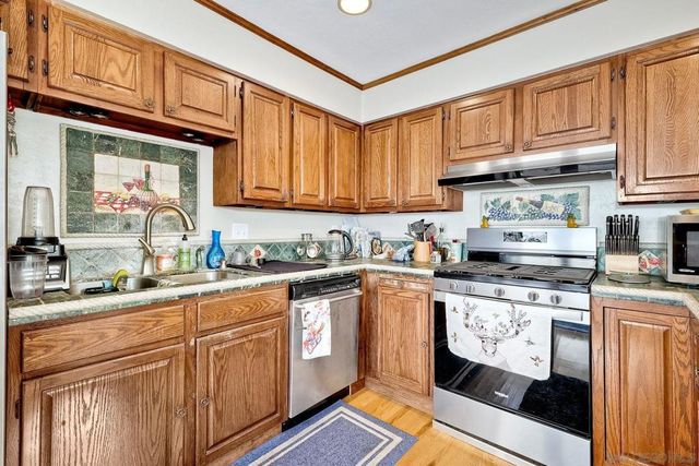 952 Rosecrans, San Diego, CA 92106