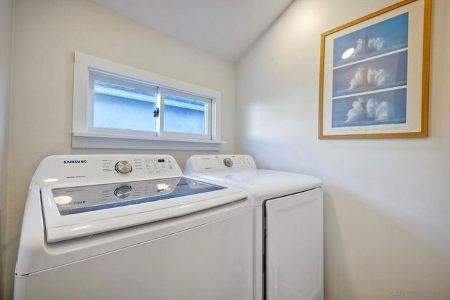 952 Rosecrans, San Diego, CA 92106