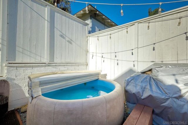 952 Rosecrans, San Diego, CA 92106