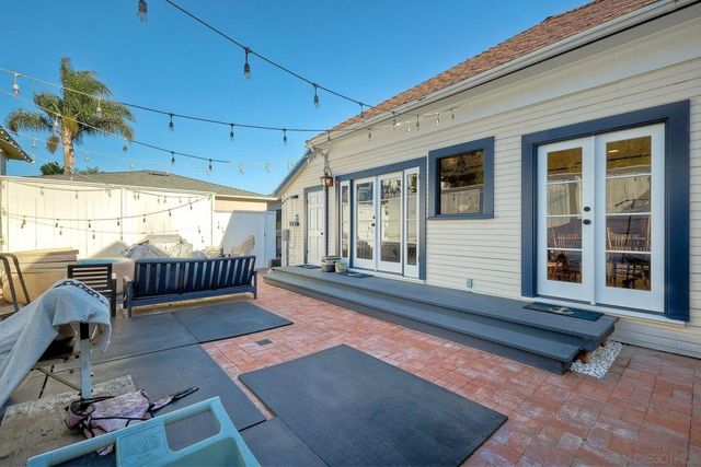 952 Rosecrans, San Diego, CA 92106