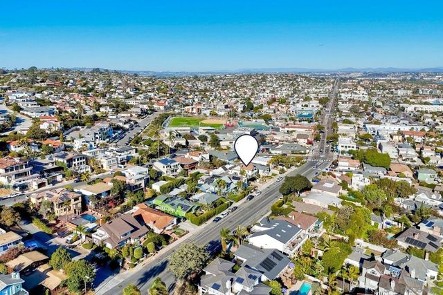 952 Rosecrans, San Diego, CA 92106