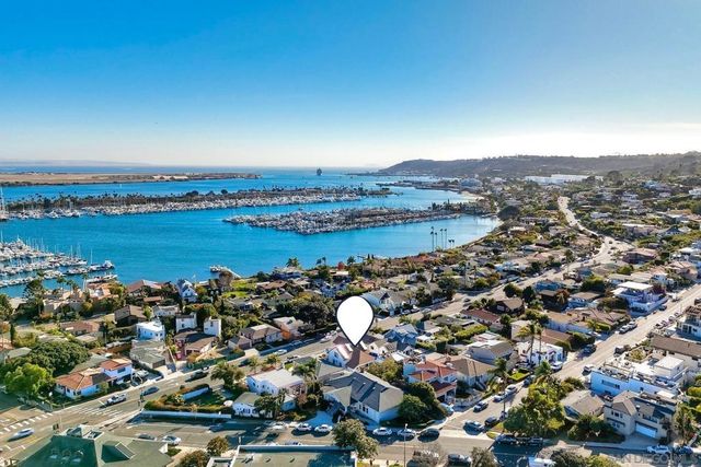 952 Rosecrans, San Diego, CA 92106