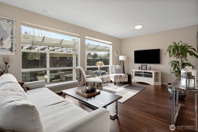 31524 11th Place SW, Federal Way, WA 98023