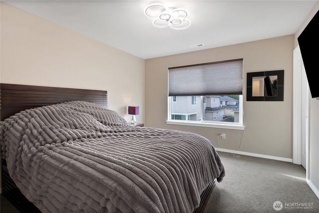 31524 11th Place SW, Federal Way, WA 98023