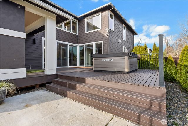 31524 11th Place SW, Federal Way, WA 98023