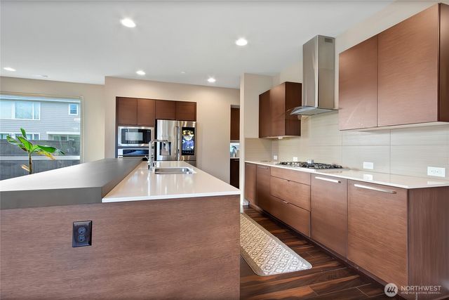 31524 11th Place SW, Federal Way, WA 98023