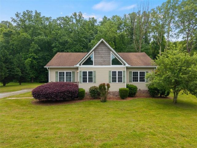 315 Cartecay River Run, Ellijay, GA 30536