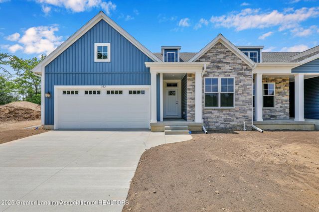 1134 Peninsula Drive, Grand Ledge, MI 48837