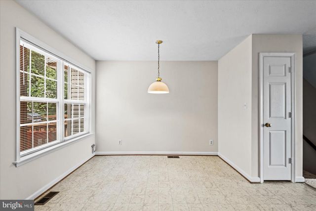 104 REGINA LN, Fredericksburg, VA 22405