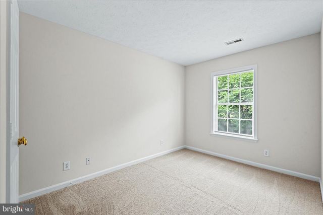 104 REGINA LN, Fredericksburg, VA 22405