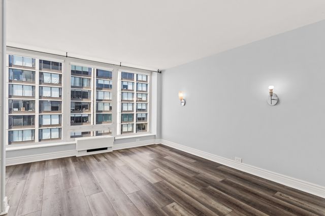 5445 N Sheridan Road 3501, Chicago, IL 60640