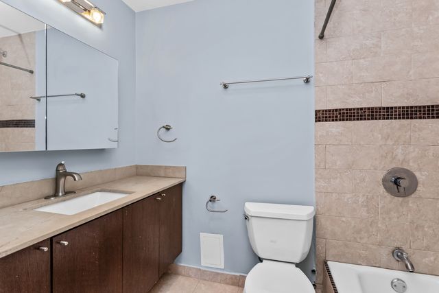 5445 N Sheridan Road 3501, Chicago, IL 60640