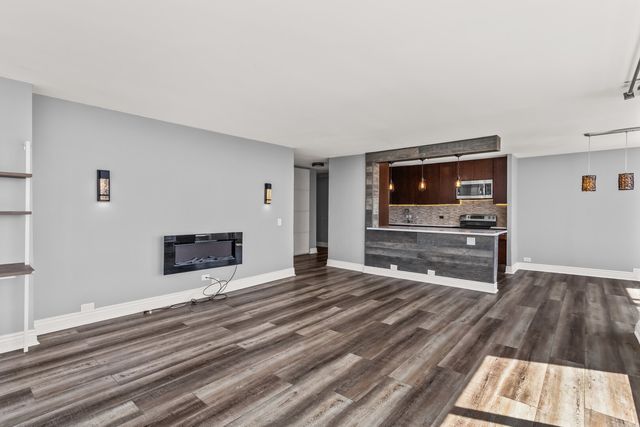 5445 N Sheridan Road 3501, Chicago, IL 60640