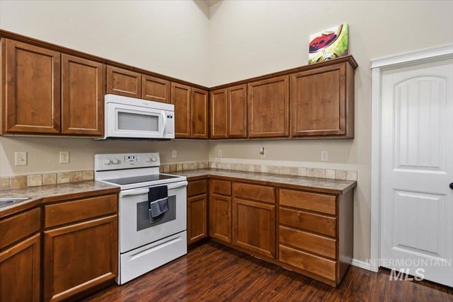 609 Glen Eagle Dr, Jerome, ID 83338