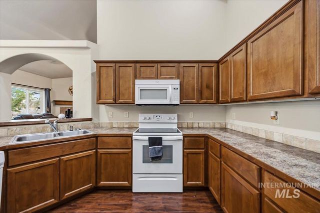 609 Glen Eagle Dr, Jerome, ID 83338