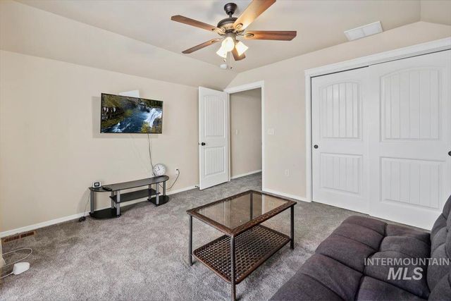 609 Glen Eagle Dr, Jerome, ID 83338