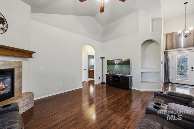 609 Glen Eagle Dr, Jerome, ID 83338