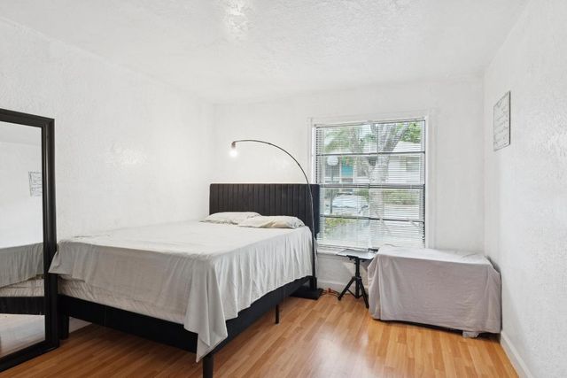 9930 Pineapple Tree Drive 112, Boynton Beach, FL 33436