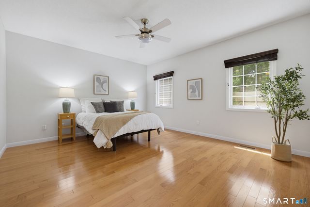 175 Oliver Way 175, Bloomfield, CT 06002
