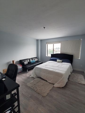 376 Ocean Ave 513, Revere, MA 02151