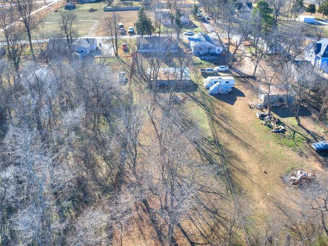 20831 Navarre, Harrah, OK 73045