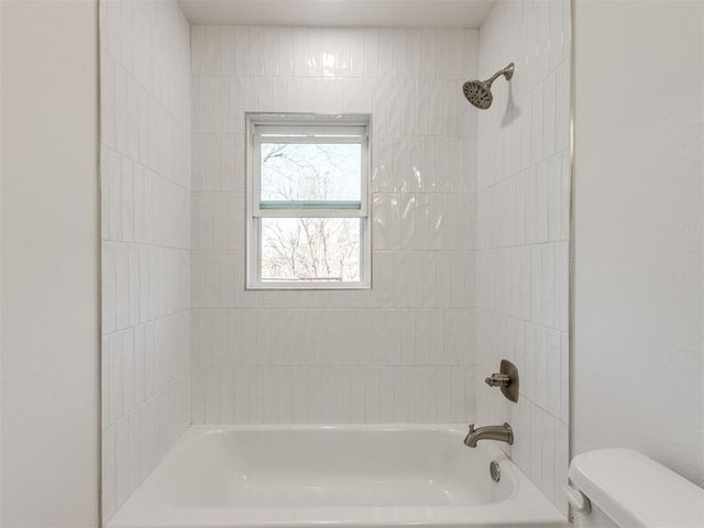 20831 Navarre, Harrah, OK 73045