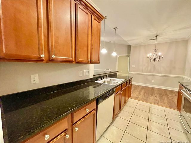 206 Fountainhead Lane 201, Fayetteville, NC 28301