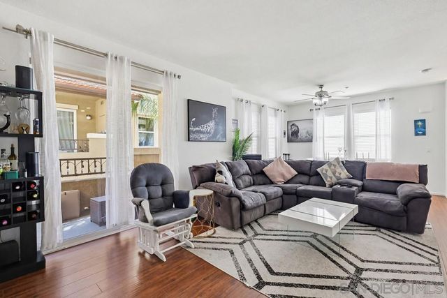 5427 Soho View Ter, San Diego, CA 92105