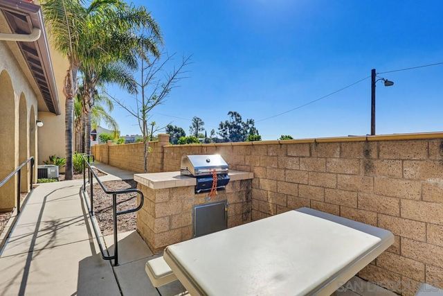 5427 Soho View Ter, San Diego, CA 92105