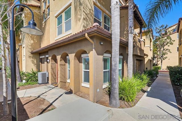 5427 Soho View Ter, San Diego, CA 92105