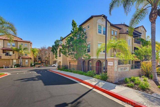 5427 Soho View Ter, San Diego, CA 92105