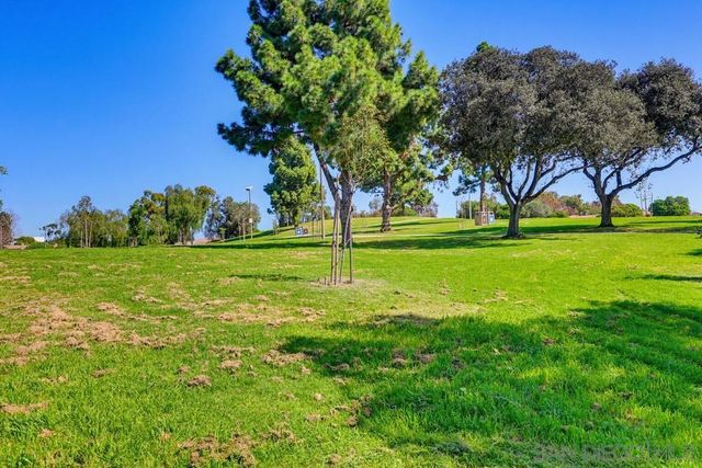 5427 Soho View Ter, San Diego, CA 92105