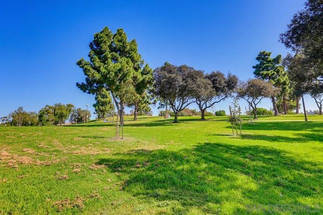 5427 Soho View Ter, San Diego, CA 92105