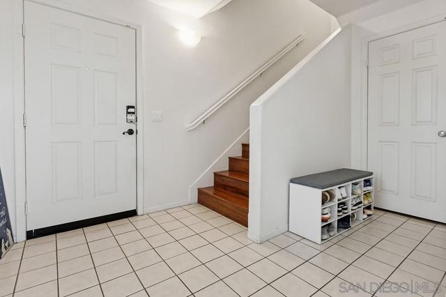 5427 Soho View Ter, San Diego, CA 92105