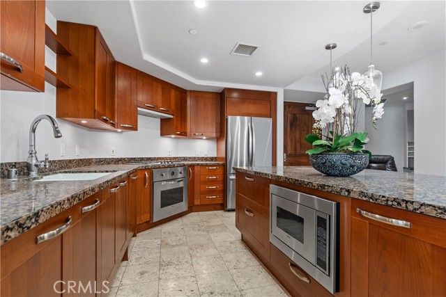 5042 Scholarship, Irvine, CA 92612