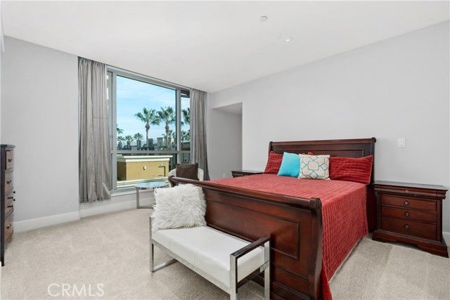 5042 Scholarship, Irvine, CA 92612