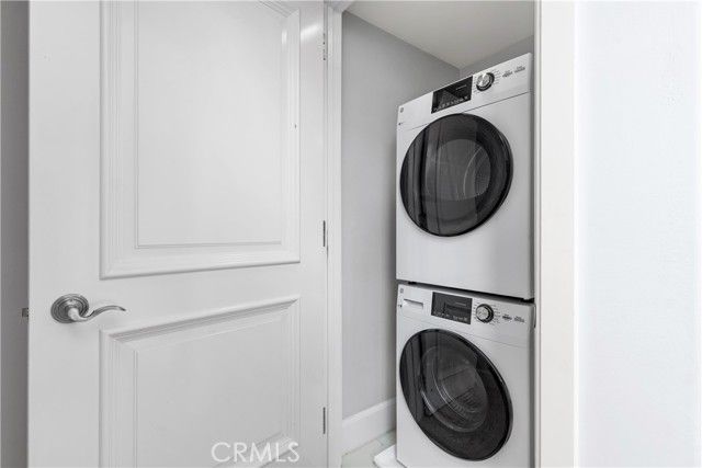 5042 Scholarship, Irvine, CA 92612