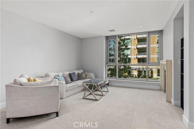 5042 Scholarship, Irvine, CA 92612