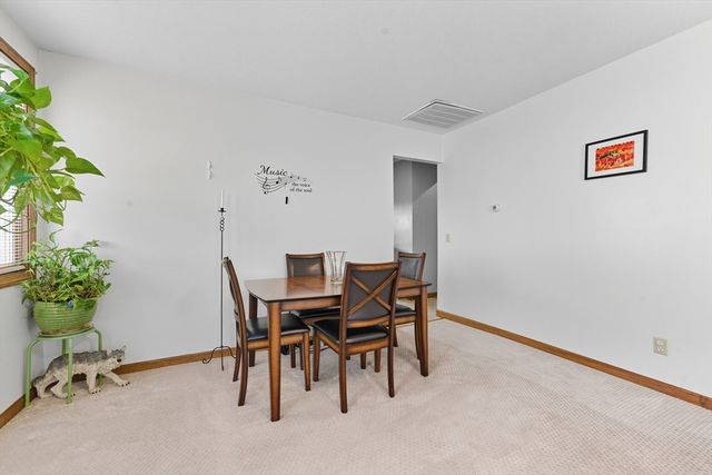 17 Chateaugay St, Chicopee, MA 01020
