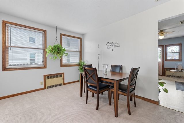 17 Chateaugay St, Chicopee, MA 01020